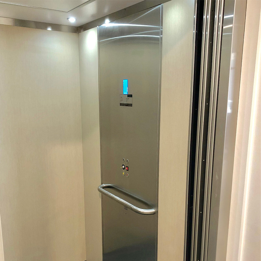 Savaria Eclipse Commercial Lift with Stainless Steel COP